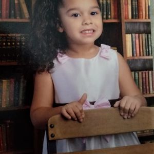 Meet your Posher, Sharon